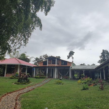 Parcela Villa Cristal Popayan Exterior photo